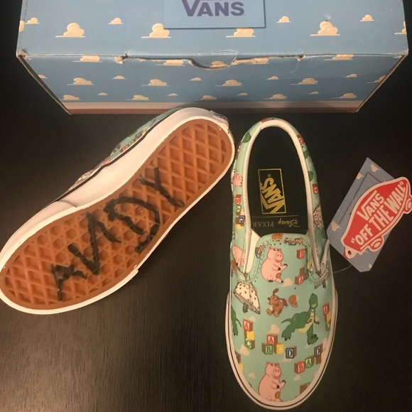 Limited Edition Toy Story Vans - Picture 3 of 5